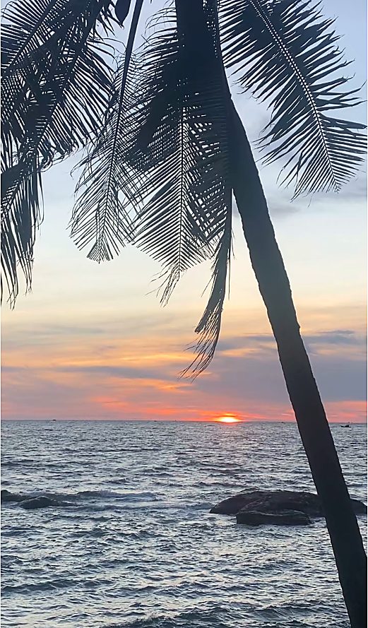 Long Beach sunset in central Phu Quoc