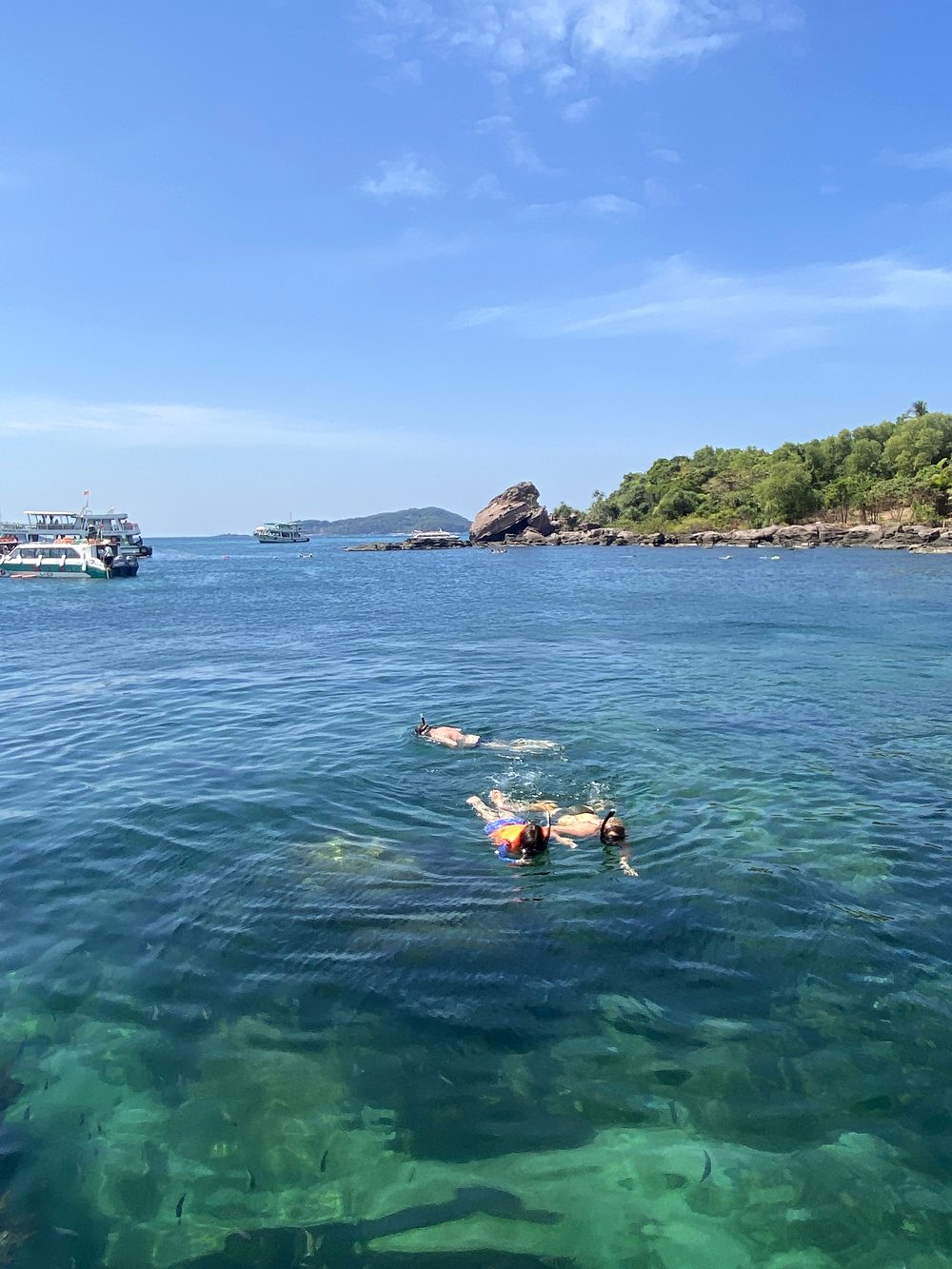 Guests on a snorkeling trip in Phu Quoc