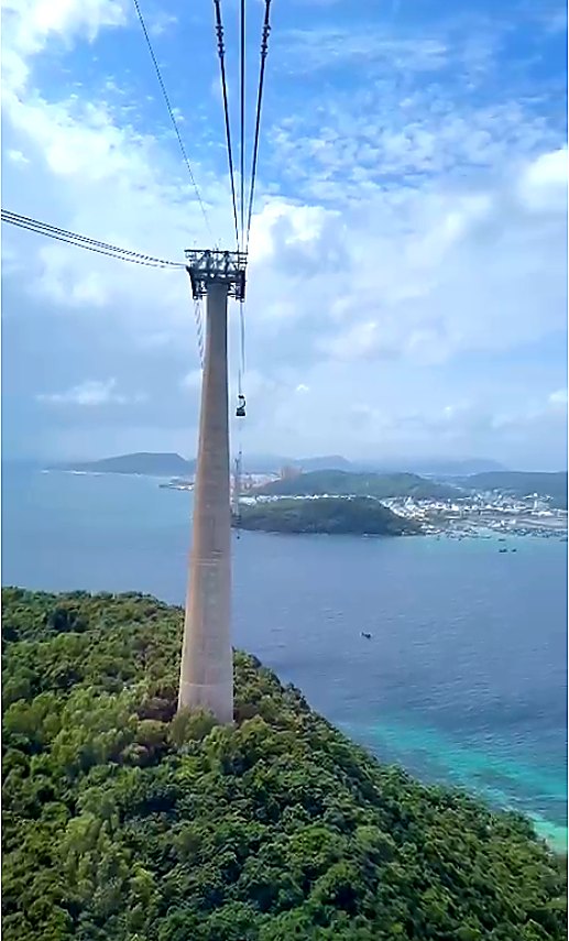 Hon Thom Cable Car view in south Phu Quoc